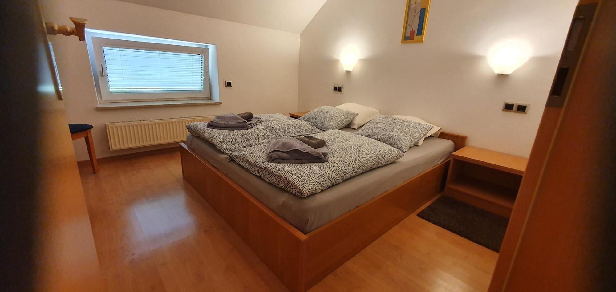 شقة Apartma Jezerci بليد الغرفة الصورة